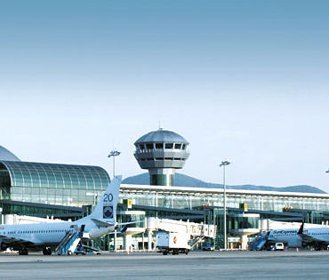  ADNAN MENDERES AIRPORT INTERNATIONAL TERMINAL   ADNAN MENDERES AIRPORT INTERNATIONAL TERMINAL 